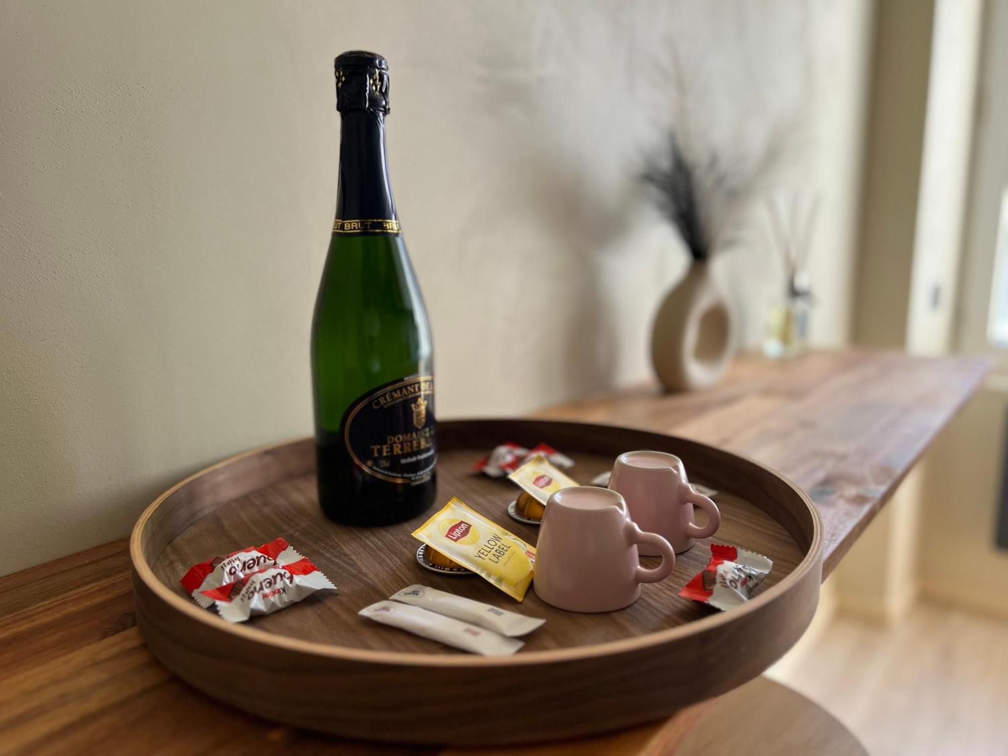 Harmony Room Suite Avec Balneo 앙제 외부 사진